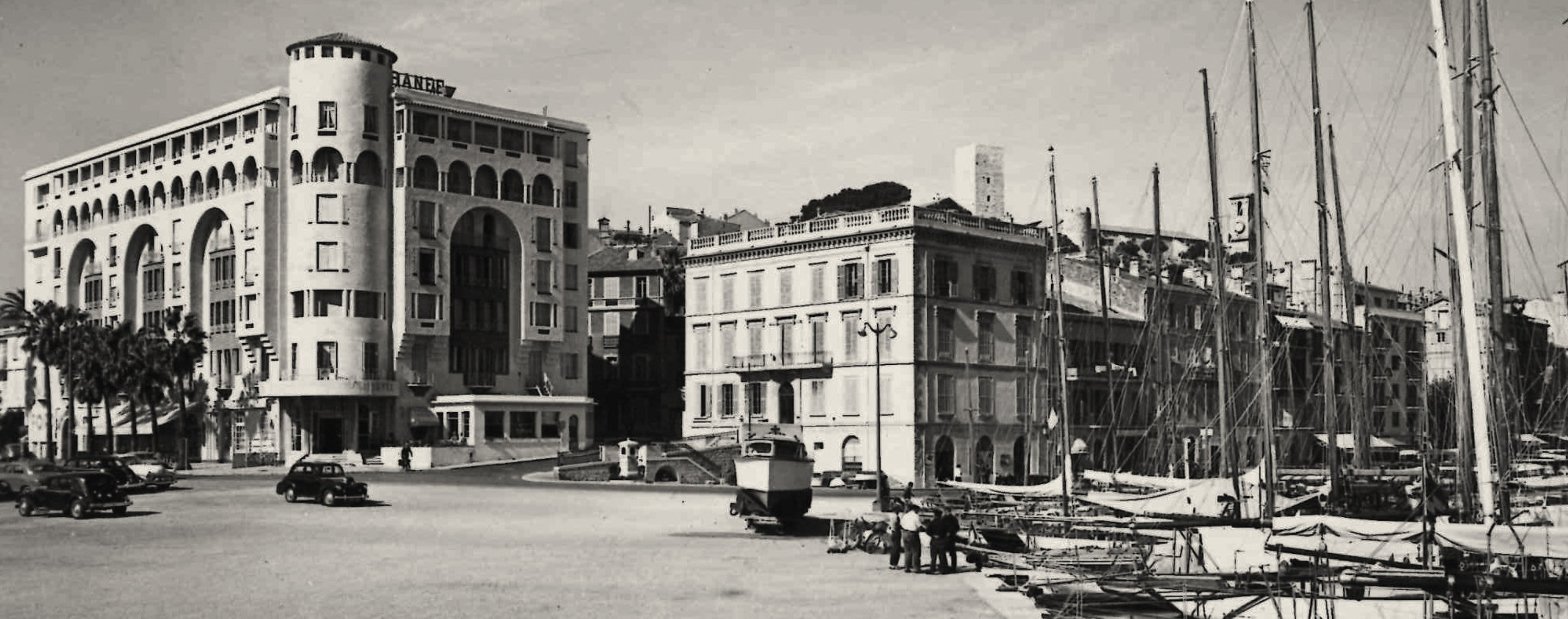 View of the facade of the hotel Canopy by Hilton Cannes in 1835, still the same building